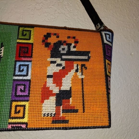 Aztec Embroidered Purse - Picture 10 of 12